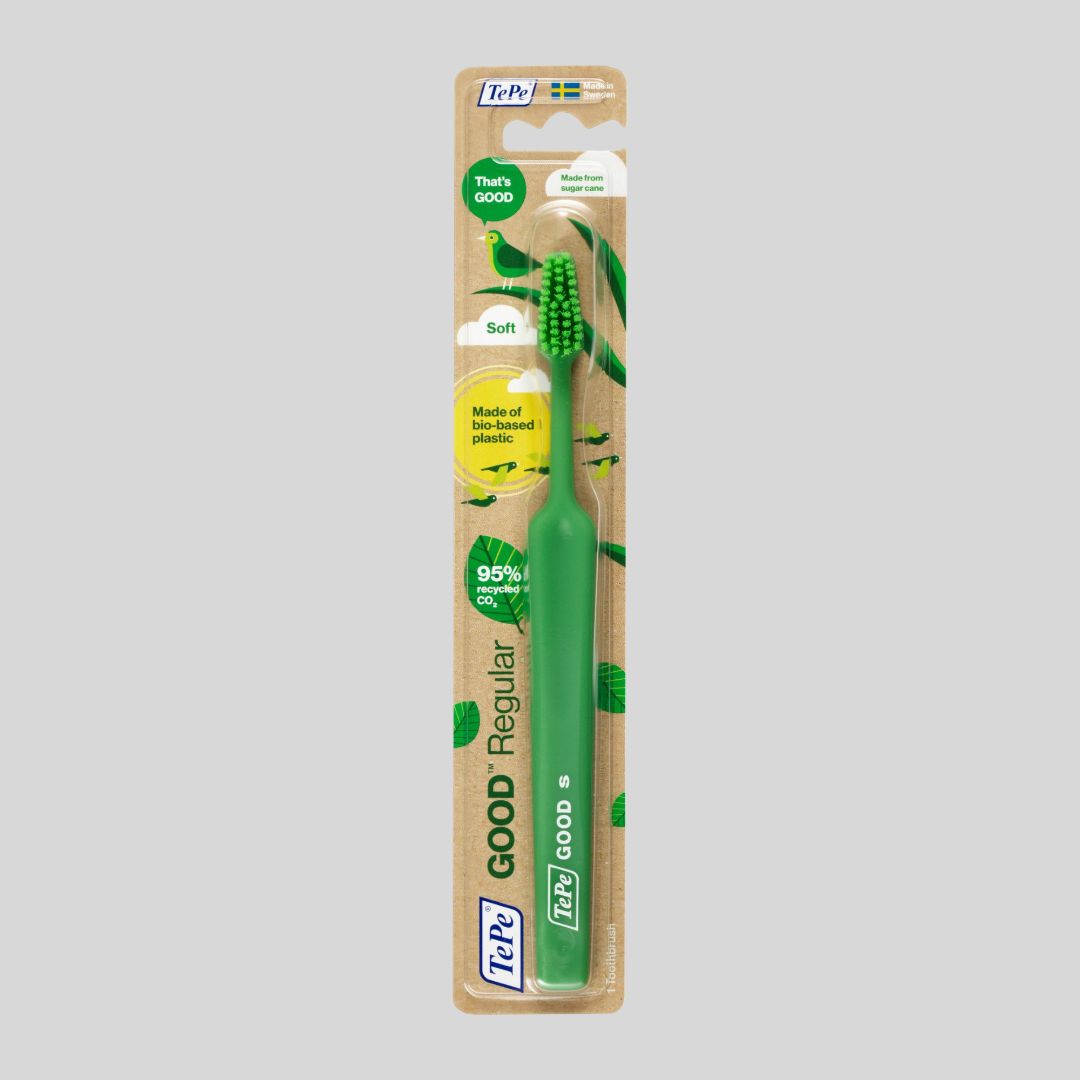 Зубная щётка TePe Good Regular Soft (мягкая)